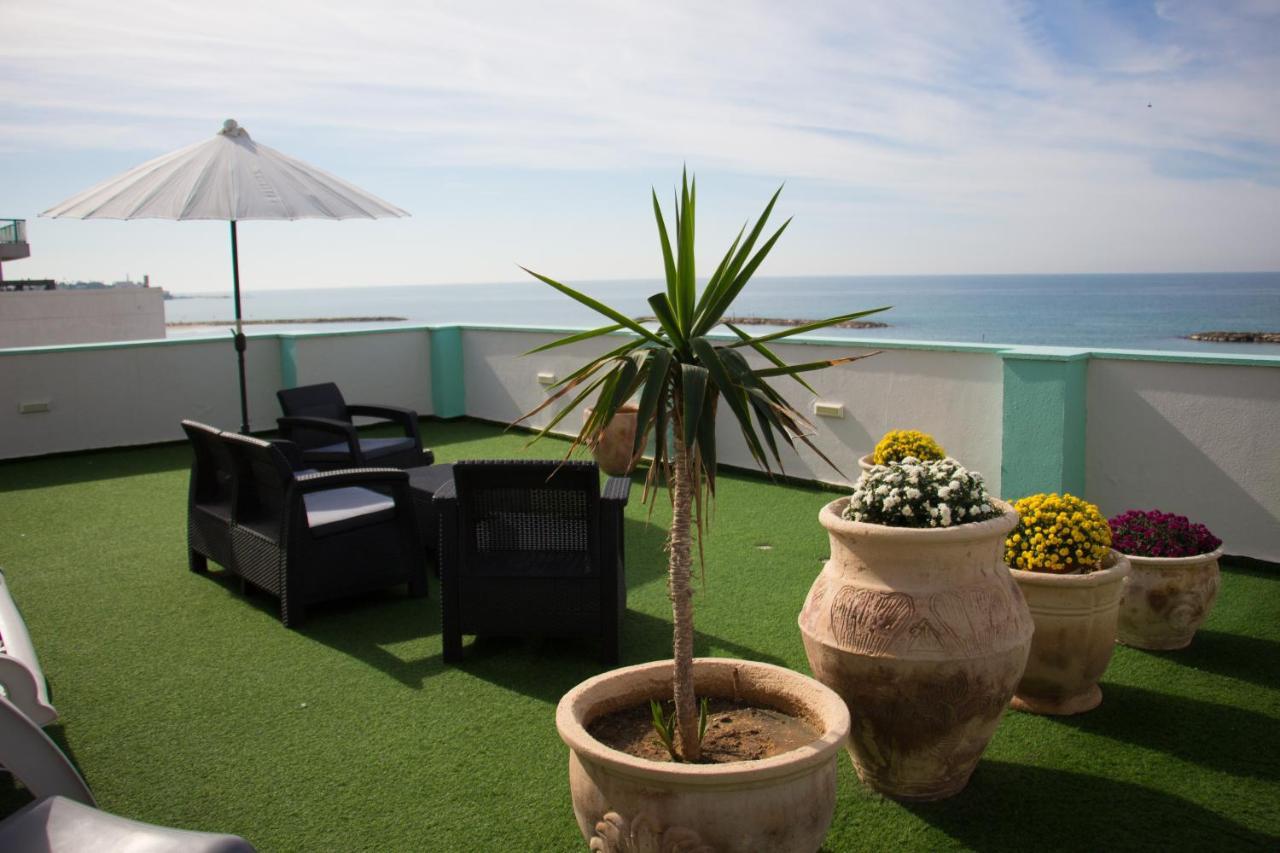 Golden Beach Hotel Tel Aviv Eksteriør bilde