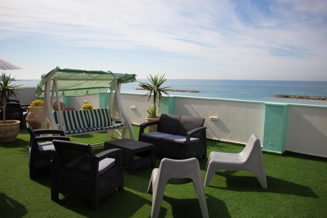 Golden Beach Hotel Tel Aviv Eksteriør bilde