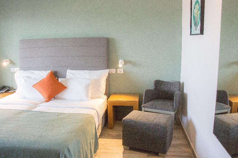 Golden Beach Hotel Tel Aviv Eksteriør bilde